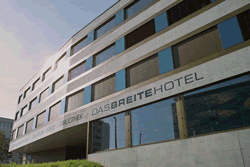 Das Breite Hotel